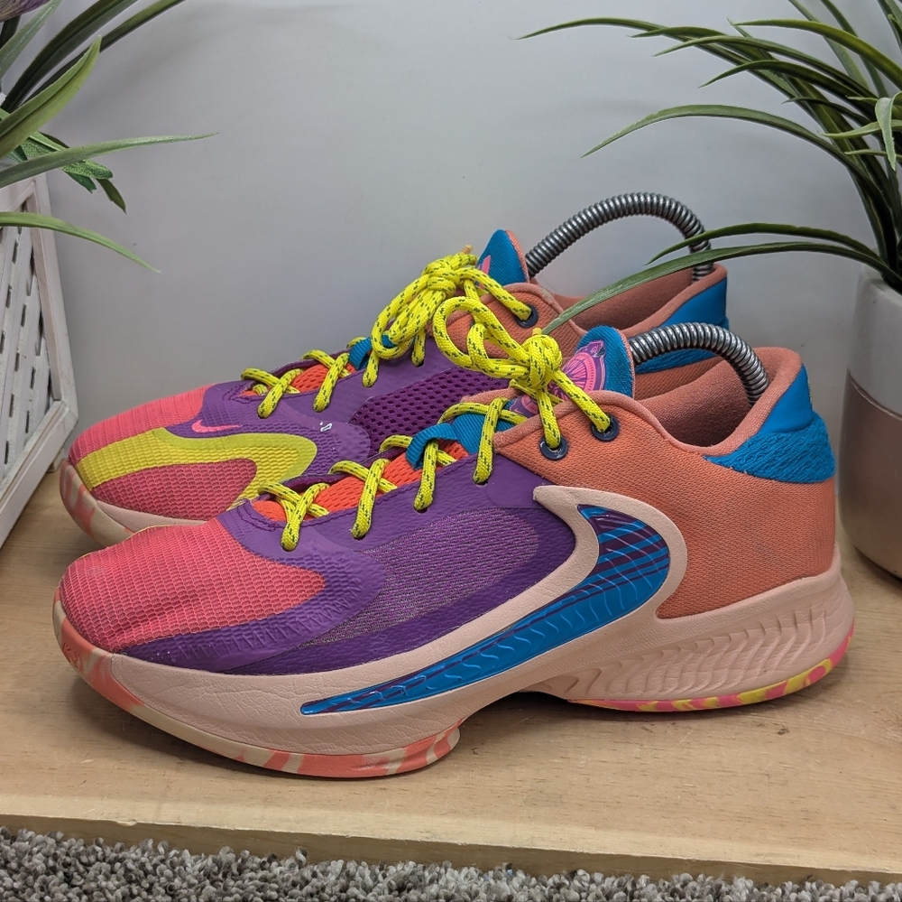 Nike Zoom Freak 4 Cookies N Cream Youth Size 7 Women's 8.5 Shoes